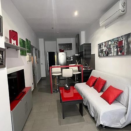 180 Home Un Sueno En El Corazon De Triana Voluntad Sevilha Exterior foto
