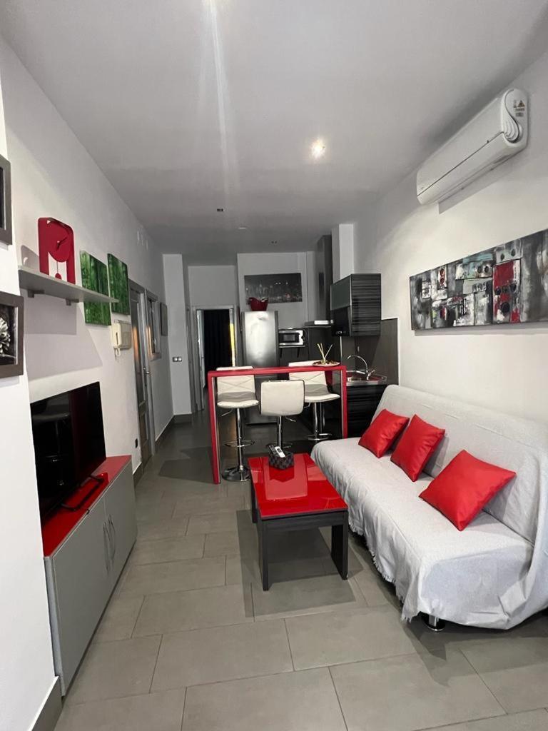 180 Home Un Sueno En El Corazon De Triana Voluntad Sevilha Exterior foto